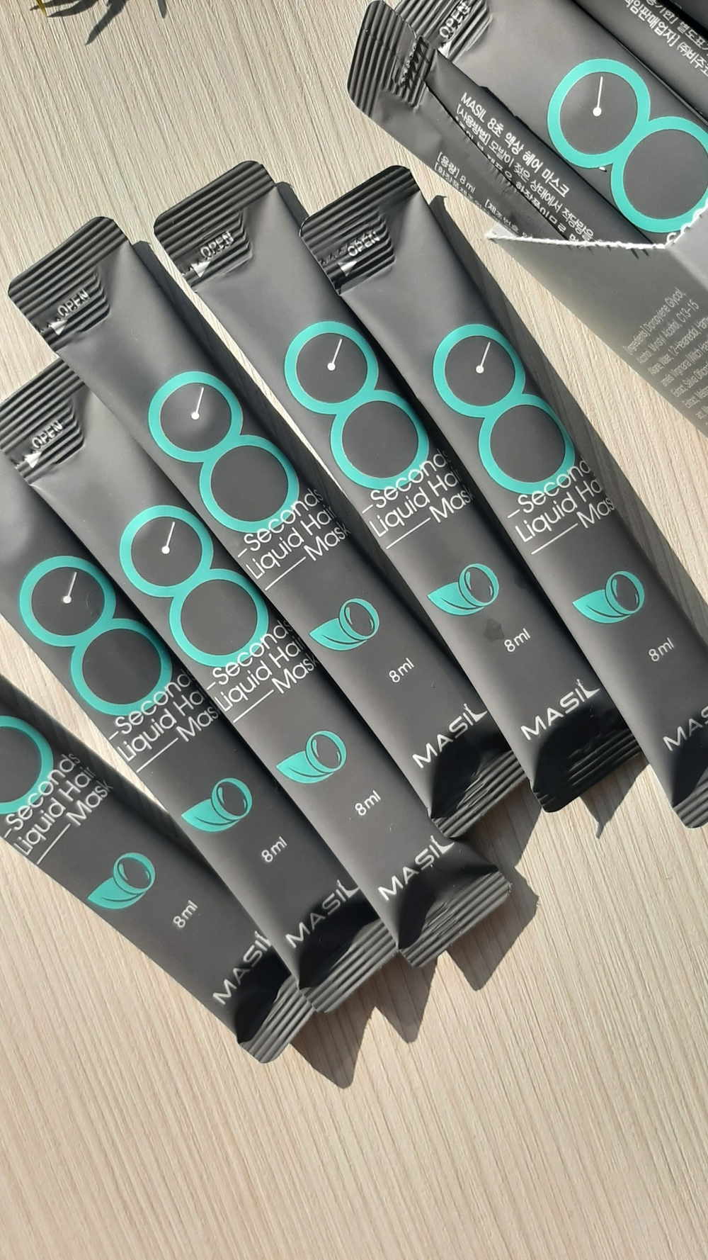 Маска для восстановления и  объема волос Masil 8 Seconds Salon Liquid Hair Mask, 8 мл
