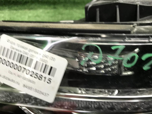 Битая Фара правая Genesis G90 (2018-2022) LED