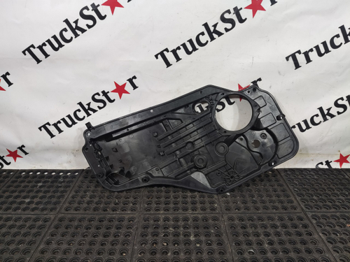 Монтажная панель двери левой 2020г