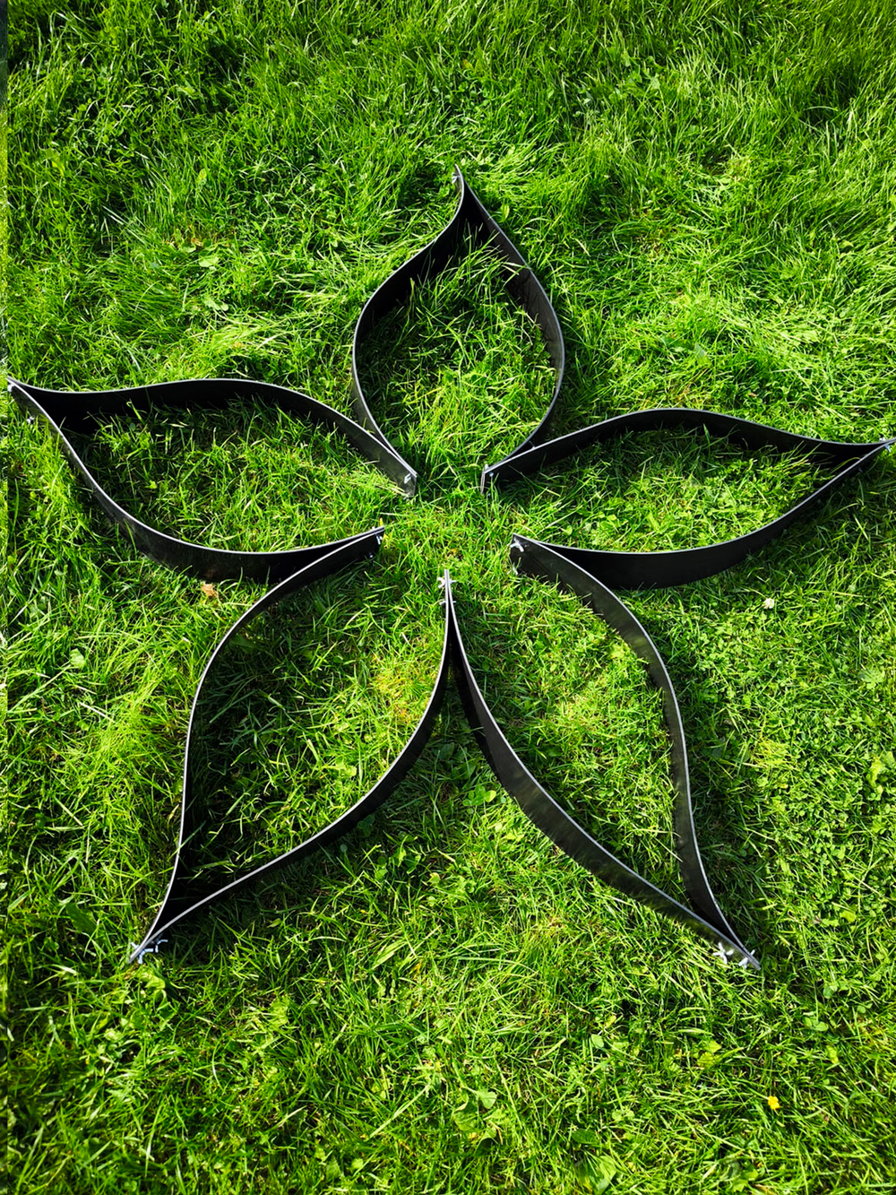 Клумба цветок трансформер высота 10см + 20см, ф135см