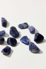 Содалит галтовка