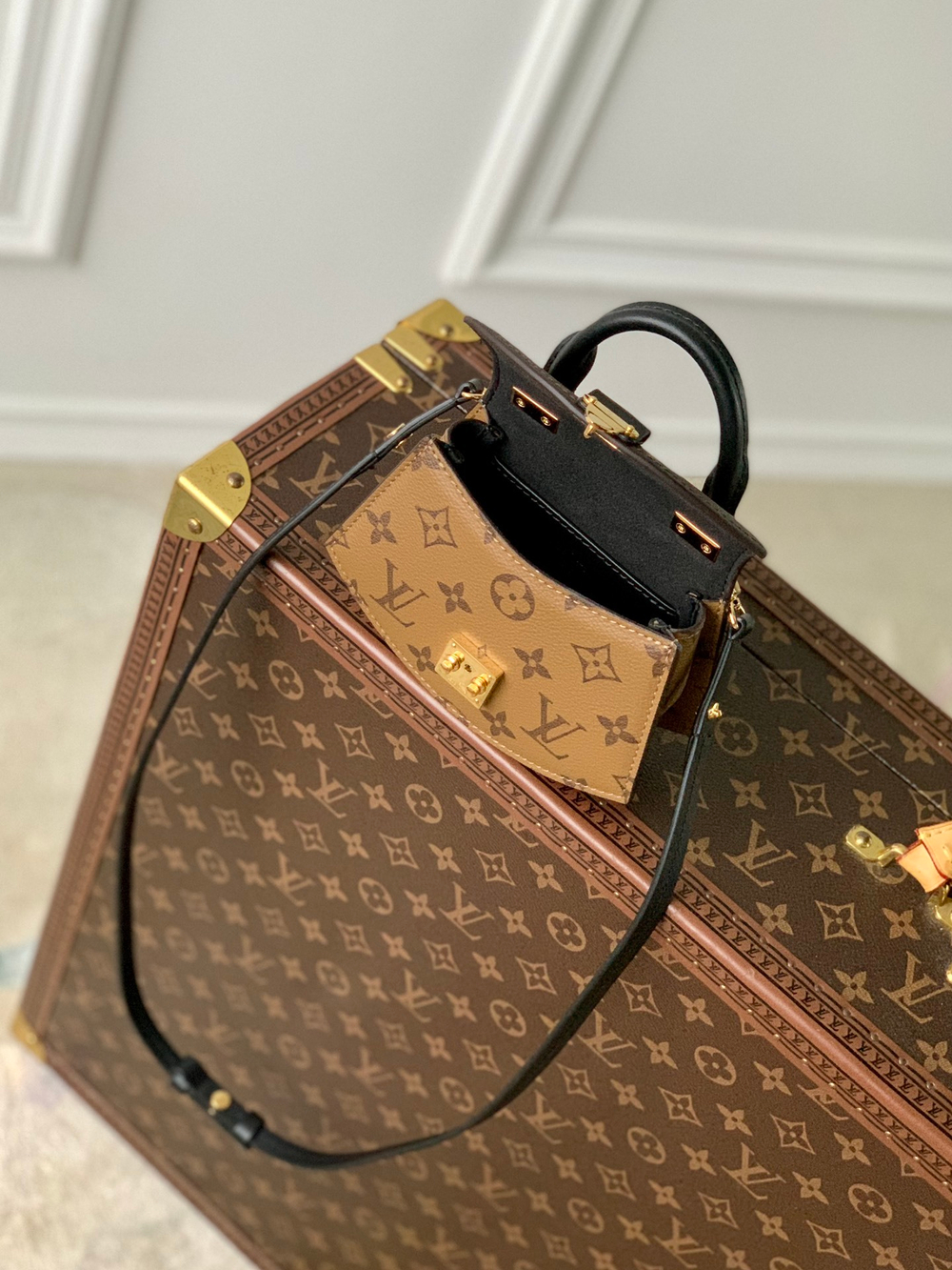 Louis Vuitton Pico Tilsitt