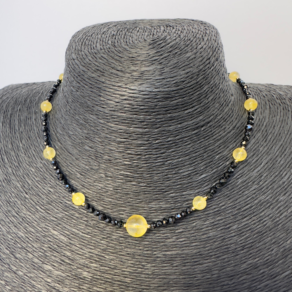 Чокер "Сияние силы" с цитрином и шпинелью