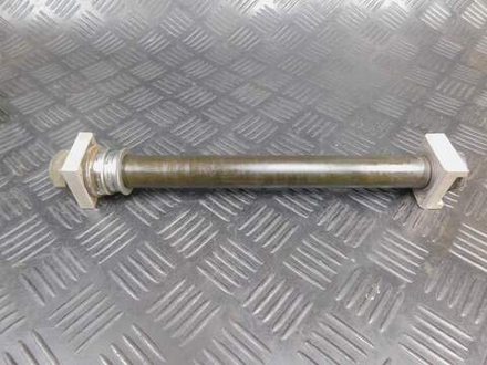 Ось заднего колеса Yamaha XJR1300 RP03J 2005