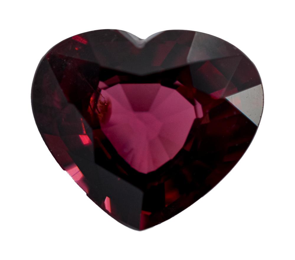 Родолит (сердце 7.00 x 8.00 x 4.1 мм)