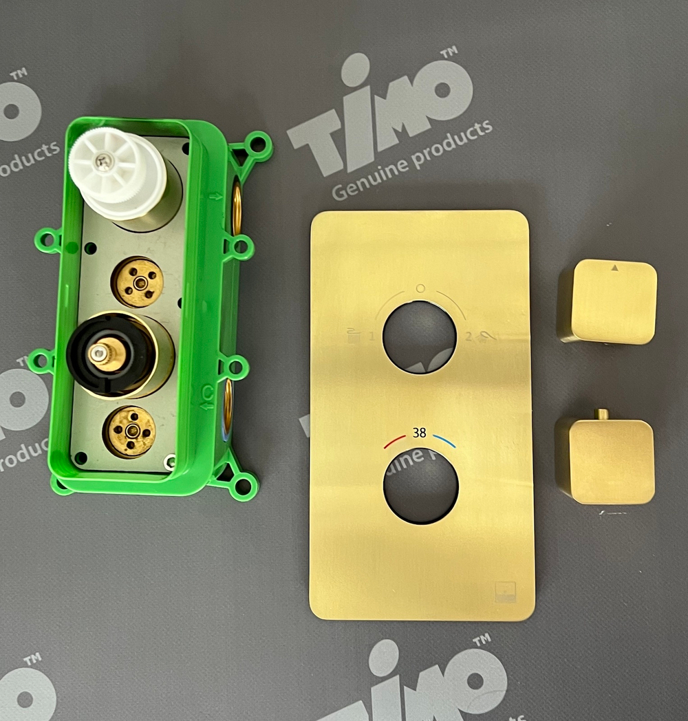 Душевой комплект Timo Petruma SX-5019/17SM с термостатом золото матовое