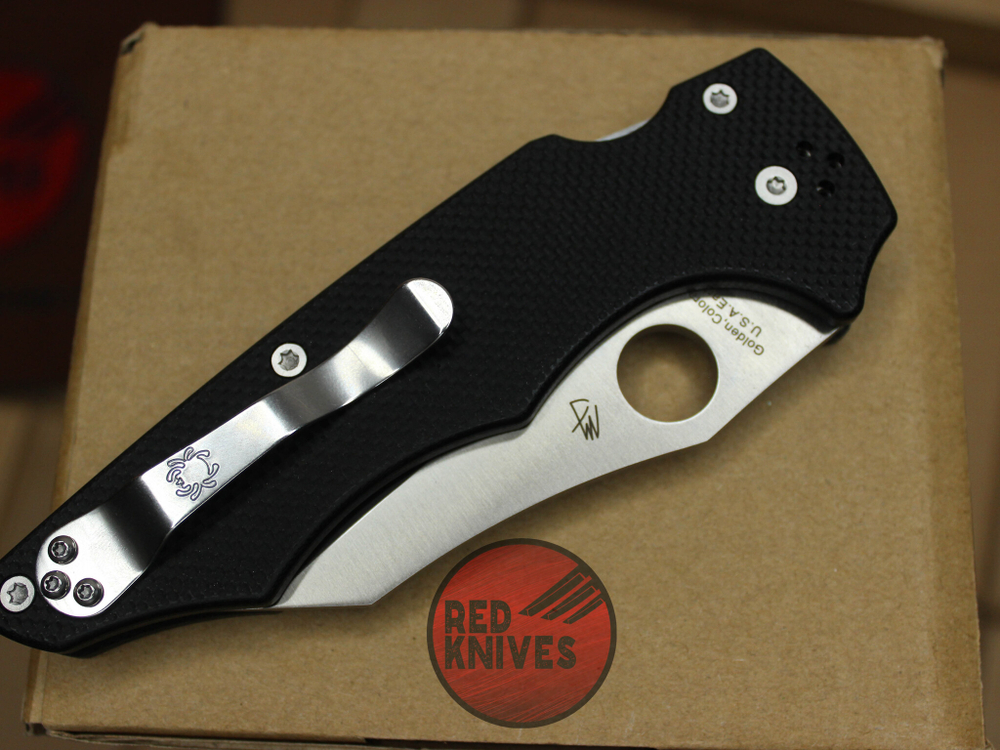 Нож Spyderco YoJumbo - черная рукоять G10, клинок сатин