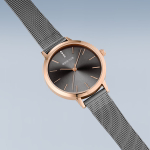 Женские наручные часы Bering 13434-369