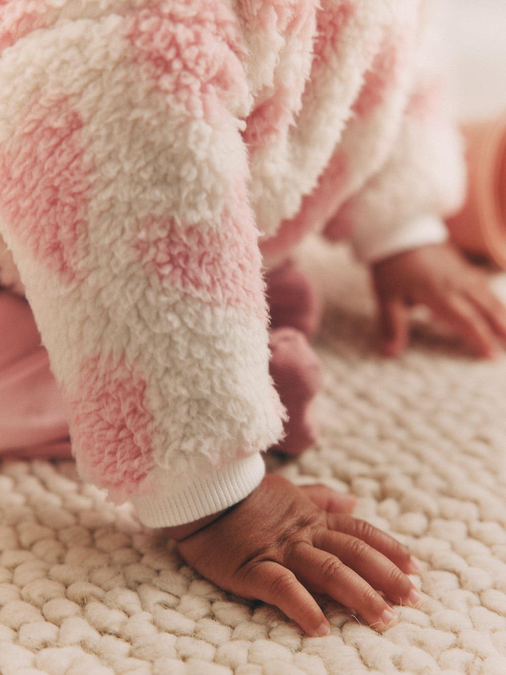 Толстовка флисовая и легинсы в комплекте для малышей Next 904-512, Розовый