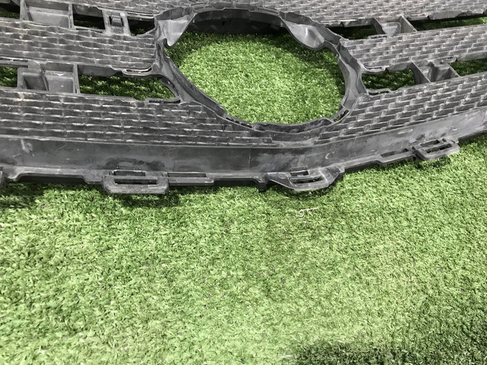 Решетка радиатора Mercedes E W213 (2016-2021)