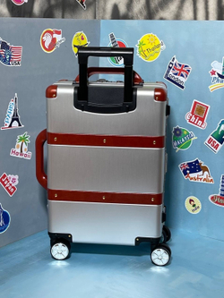 Дорожный чемодан Gucci