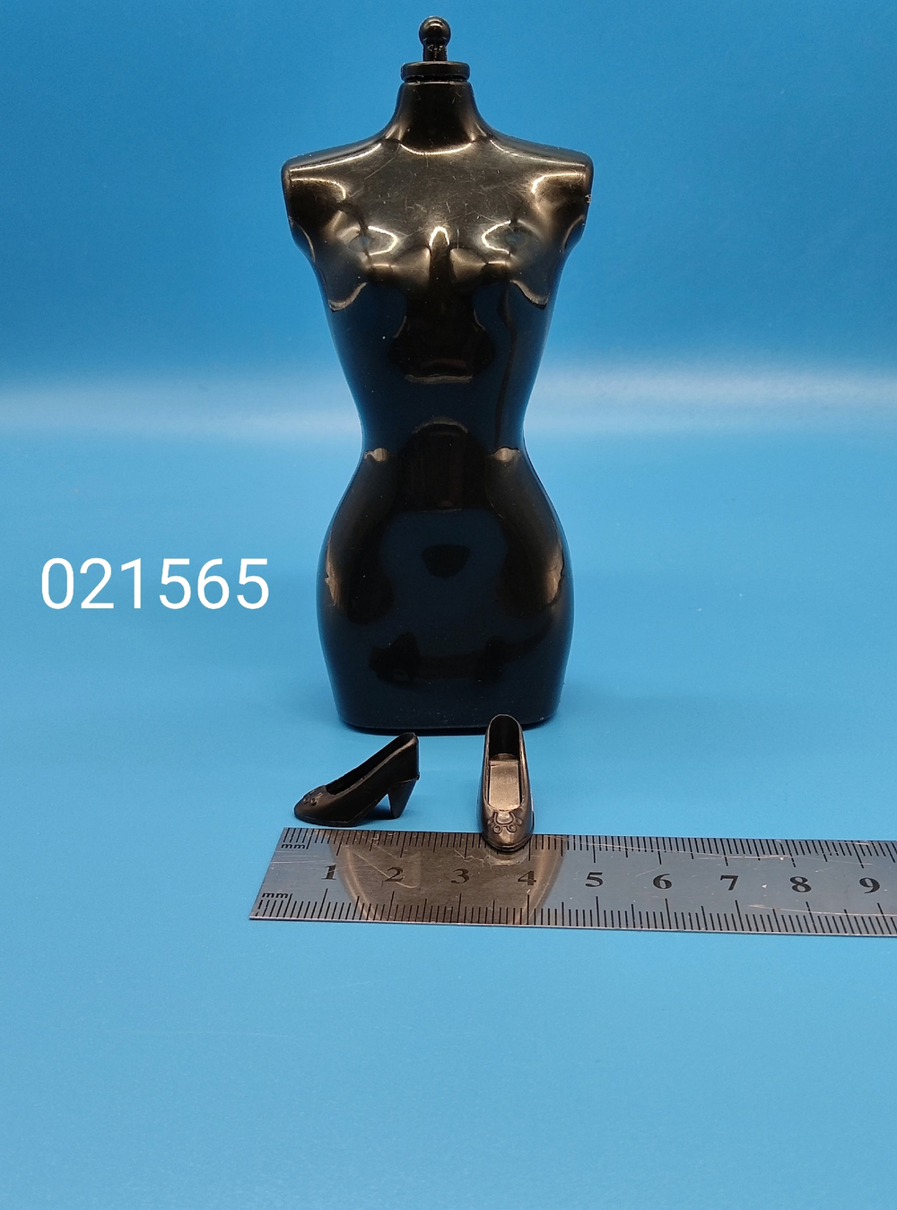 Обувь для куклы Барби 021565