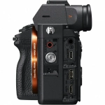 Беззеркальная камера Sony Alpha 7 vi