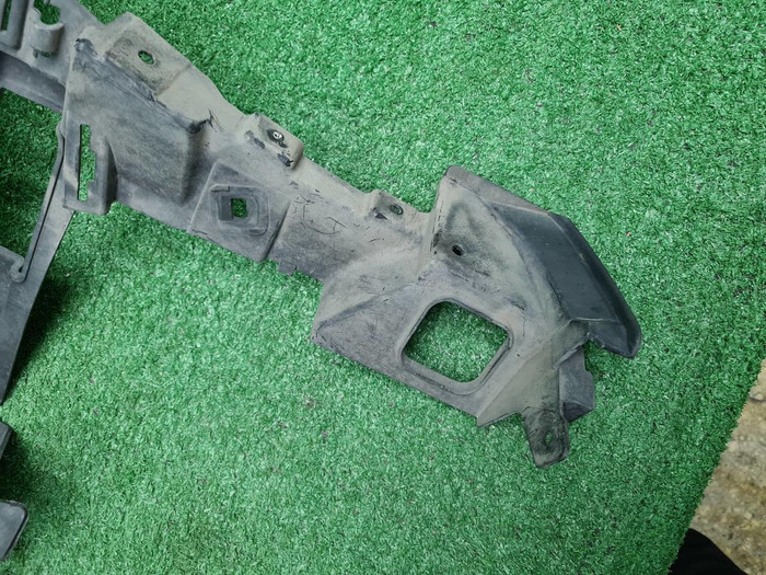 Кронштейн перед. бампера Mercedes CLS c257 (17-21)