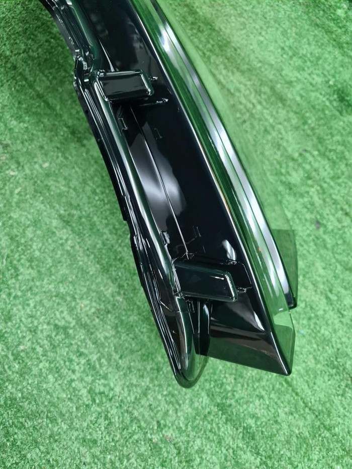 Стекло фары правое VW Tiguan 2 (2016-2020)