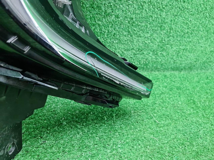 Фара правая Avatr 07 (2024-н.в.) LED