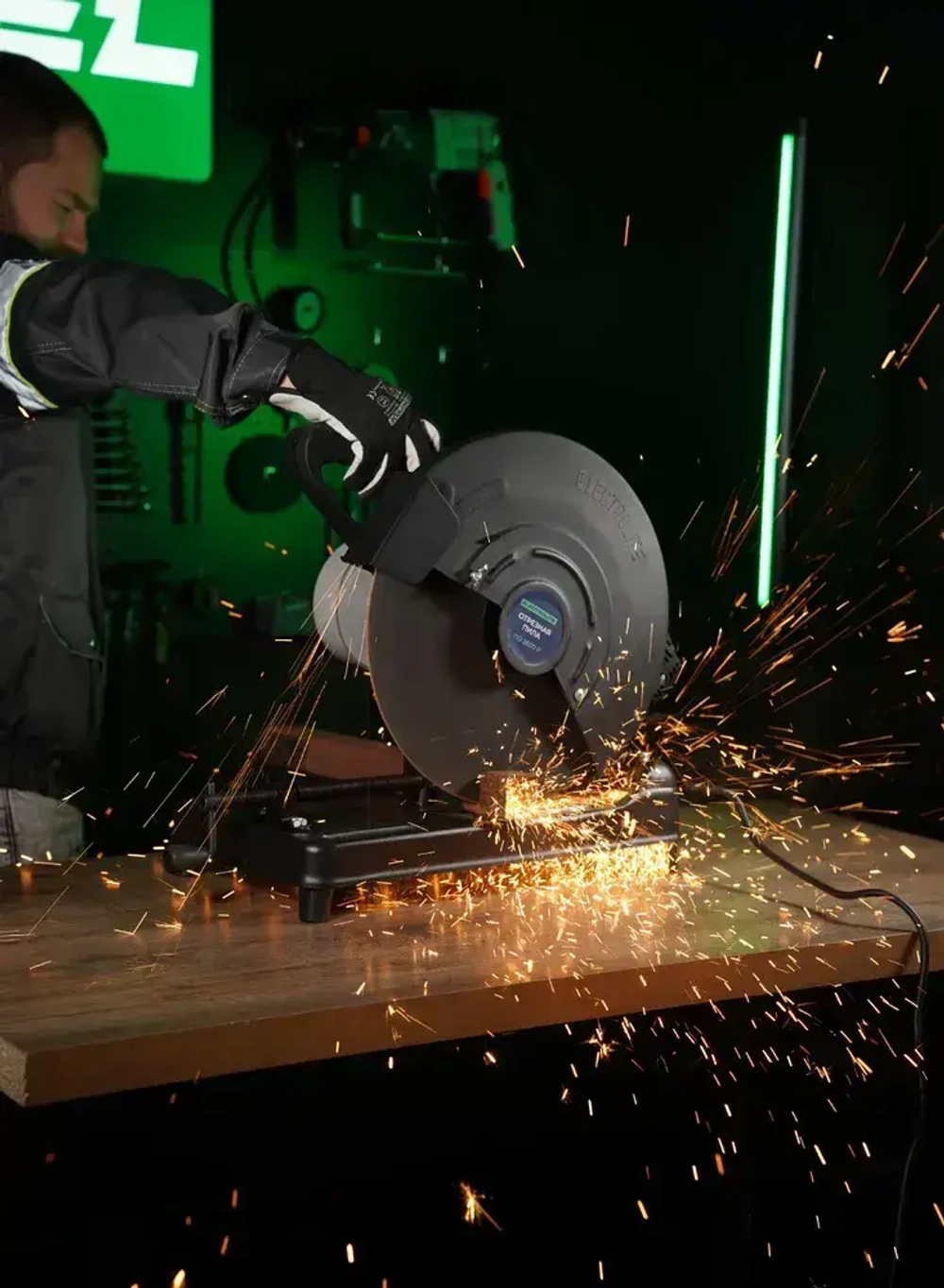 Отрезная пила по металлу ELECTROLITE ПО-2600Р (Ременной привод, 2600 Вт, 355 мм диск) монтажная / маятниковая / отрезной станок