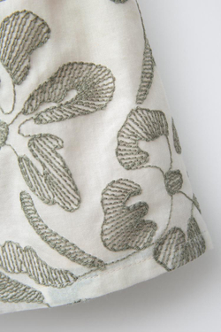 ZARA ШОРТЫ С ЦВЕТОЧНОЙ ВЫШИВКОЙ, МЯГКИЙ ЗЕЛЕНЫЙ