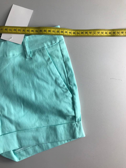 Шорты красивого цвета, маркировка 40, визуально 42 размер