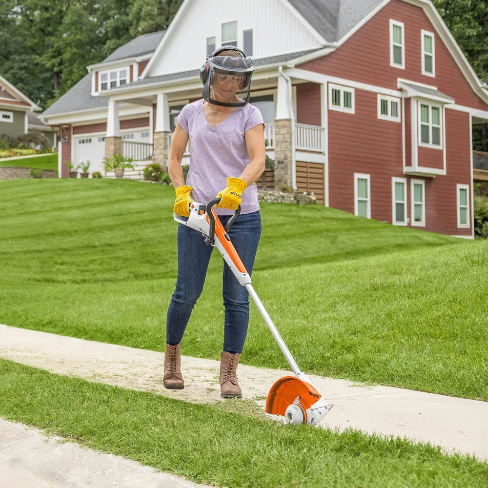 Аккумуляторная мотокоса Stihl FSA 30 SET (AS 2 AL 1)