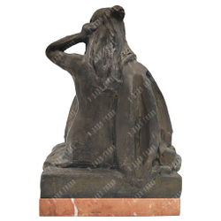 Динес Ю. С. Памятник Розе Джелакаевой. Бронза, литьё. 1985 г.