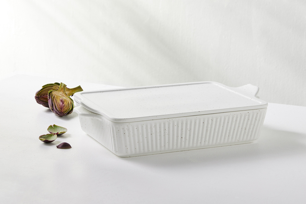 Форма для запекания с крышкой 28х20см Maxwell & Williams Speckle молочная в крапинку