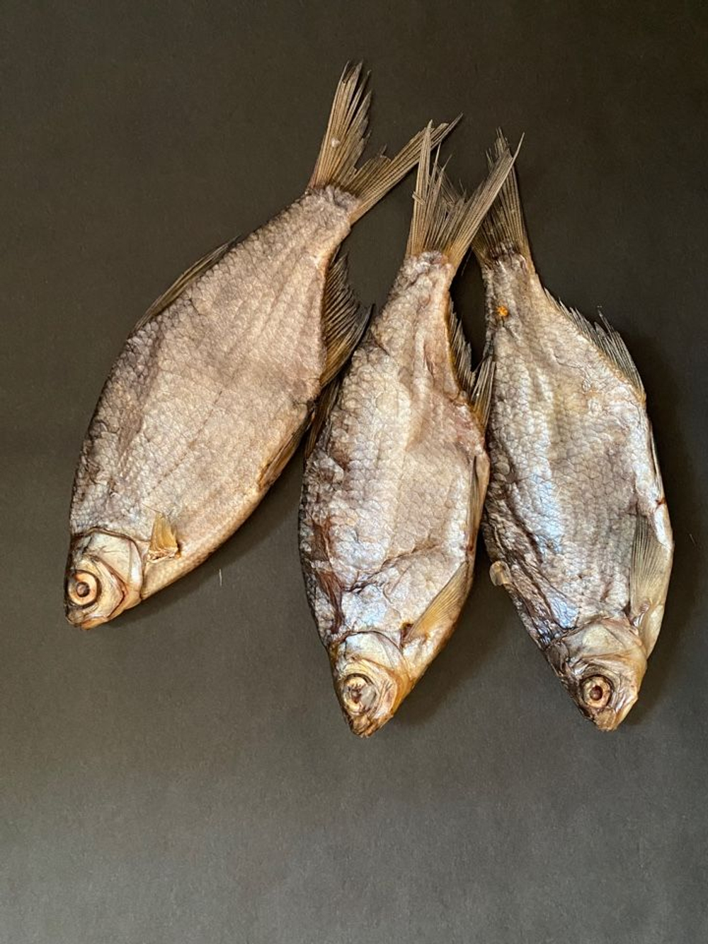 Густера с Ладожского озера, вяленая, слабосоленая, рыбки 15-20 см, 300 грамм, 6-9 рыбок