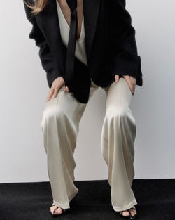 Брюки прямого кроя из вискозы Берберри молочный