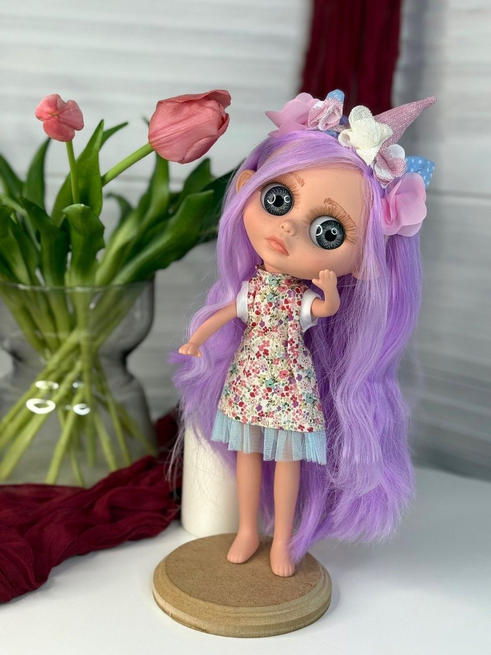 Кукла BERJUAN виниловая 32см BIGGERS Avril Smith (24012)