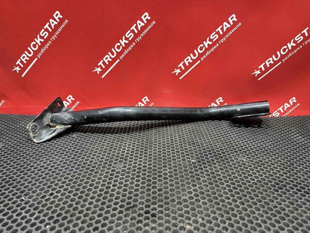 Кронштейн бампера правый 2023г.