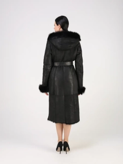 Дубленка зимняя натуральная с капюшоном длинная и теплая