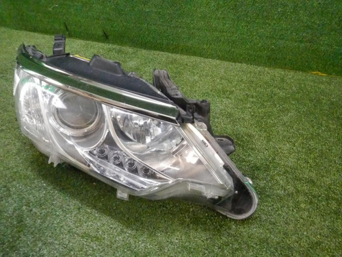 Фара правая Toyota Camry 7 XV50 (2014-2017) ксенон не адаптив