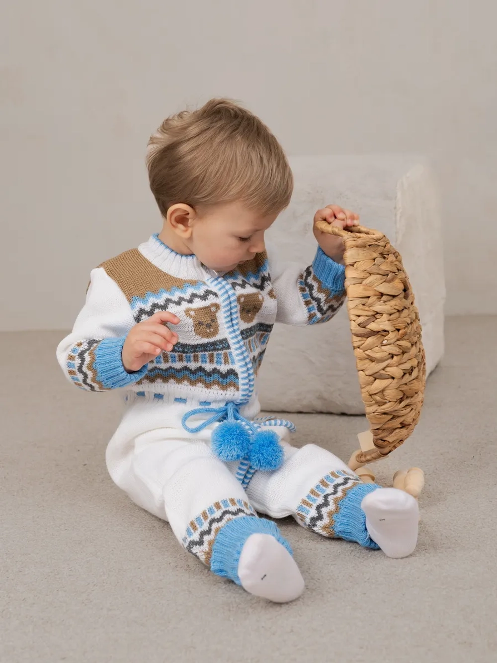 Вязаный комбинезон для новорожденных и малышей на молнии