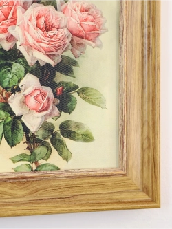 Картина настенная интерьерная в раме "под дерево" 26*26 см