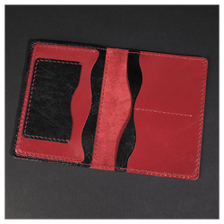 Кожаная обложка на паспорт «Шаманка» (фигура)