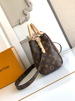 Louis Vuitton Montaigne BB