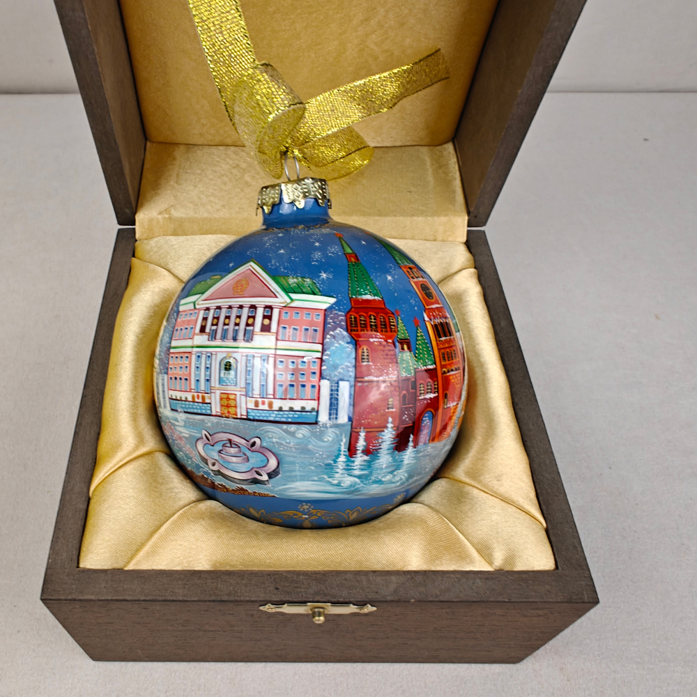 Шар новогодний с круговой росписью Палех "Москва. Большой театр" в футляре