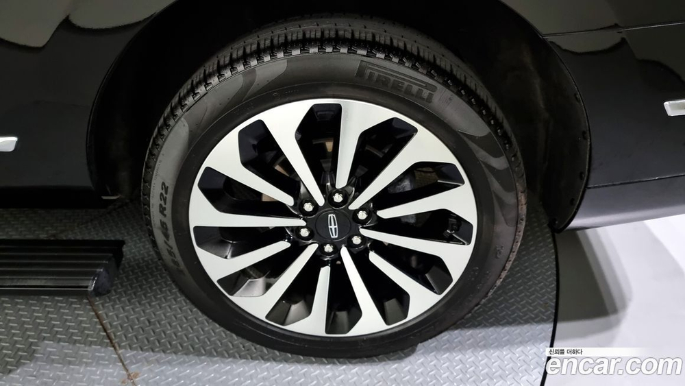 Lincoln Navigator 3.5L (12.2022)