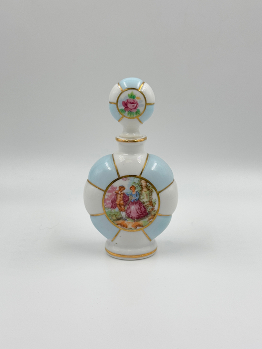 Фарфоровый флакон