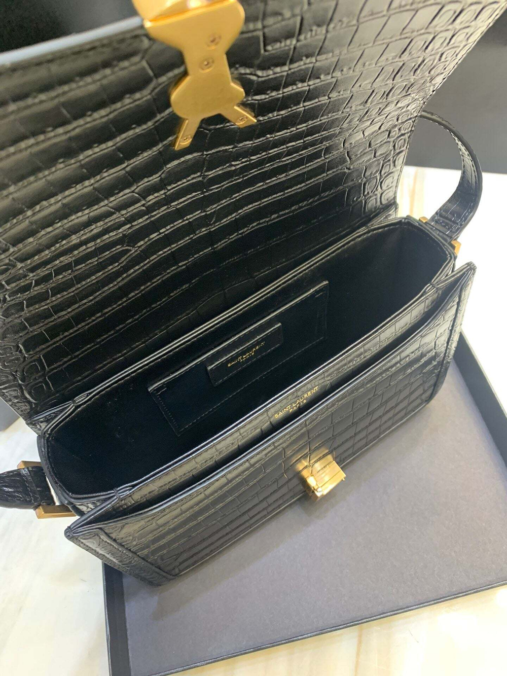 Yves Saint Laurent Lock 18 cm