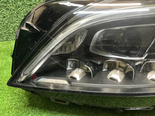 Фара левая Mercedes CLS W218 (14-17) Multibeam LED