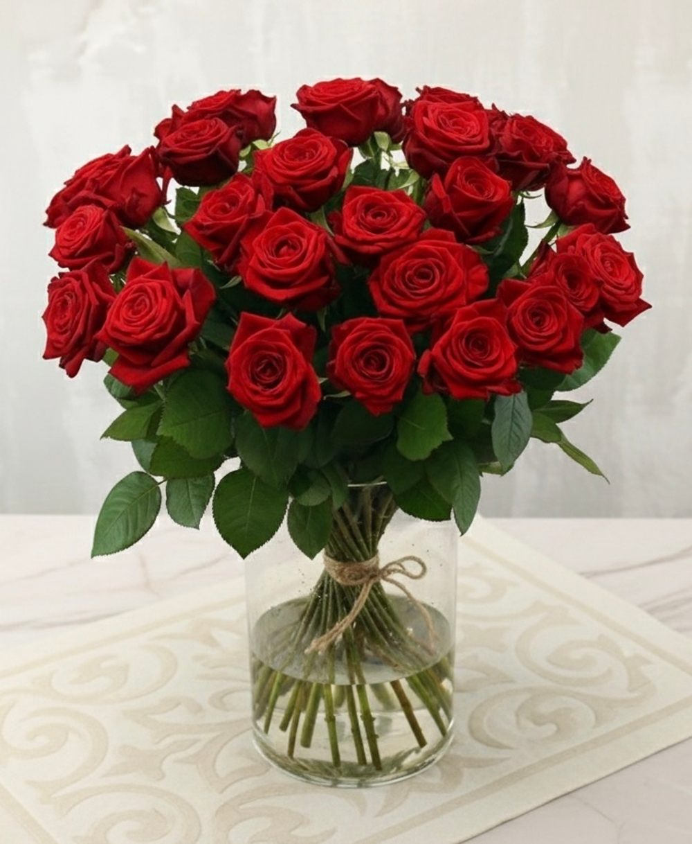 Красные розы "Red Naomi"