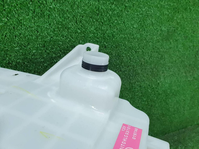 Бачок омывателя Lexus NX 1 (2017-2021)