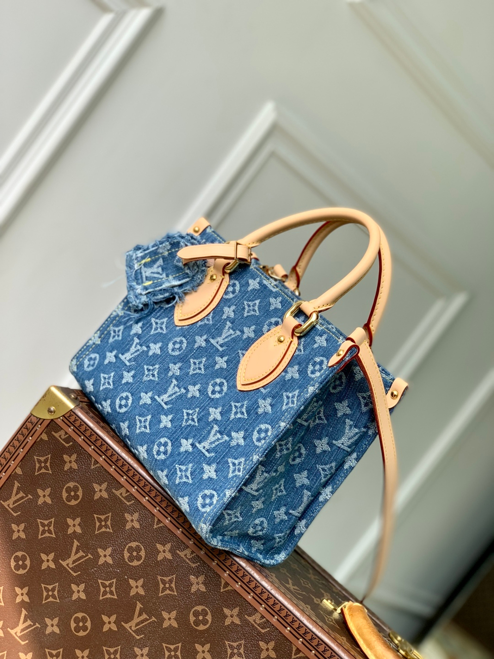 Louis Vuitton Onthego PM