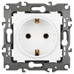 Розетка ЭРА Серия 12 12-2101-01М 2P+E Schuko 16А-250В белый матовый
