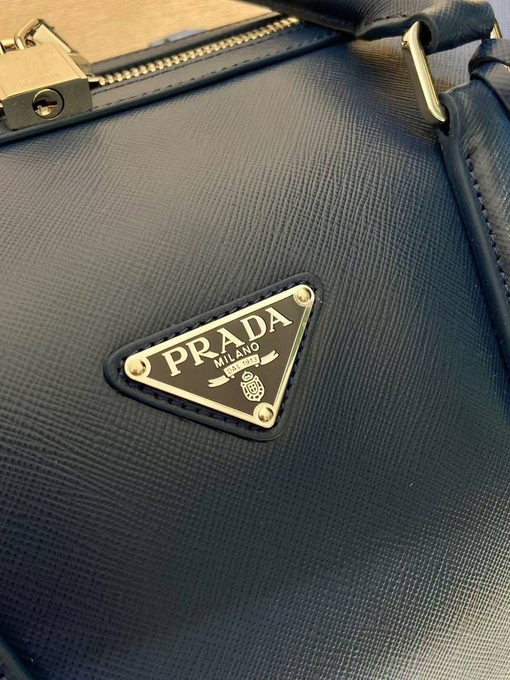 Дорожная сумка Prada
