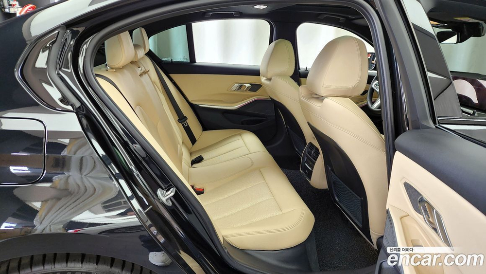 BMW 3 Series (G20) 320i M Sports (09.2023)