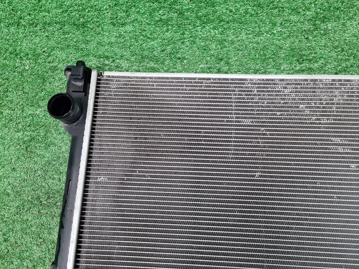 Радиатор охлаждения Toyota Camry XV70 (2017-н.в.)