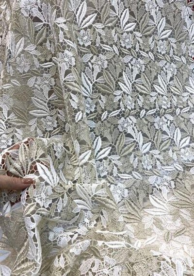 Ткань натуральный шелк 50% хлопок 50% в кружевном полотне (Италия) ш-150см цена за 1 м