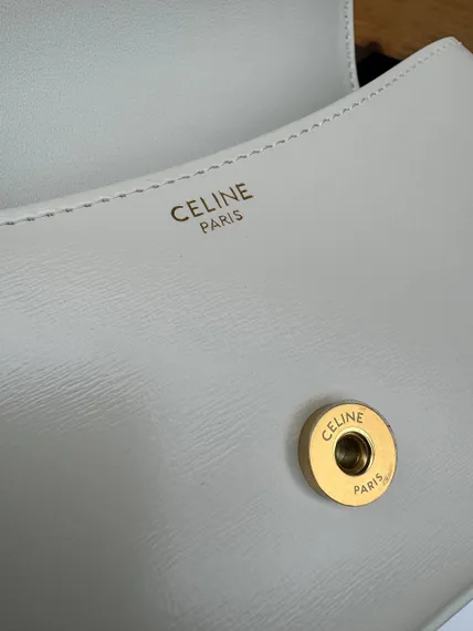 Сумка CELINE LOLA IN SHINY CALFSKIN белый